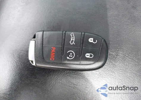 2015 Chrysler 300C z USA, uszkodzony, nr VIN 2C3CCAEG2FH760245